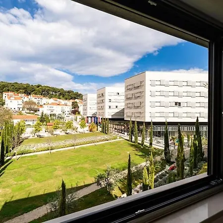 Apartman Anavi *